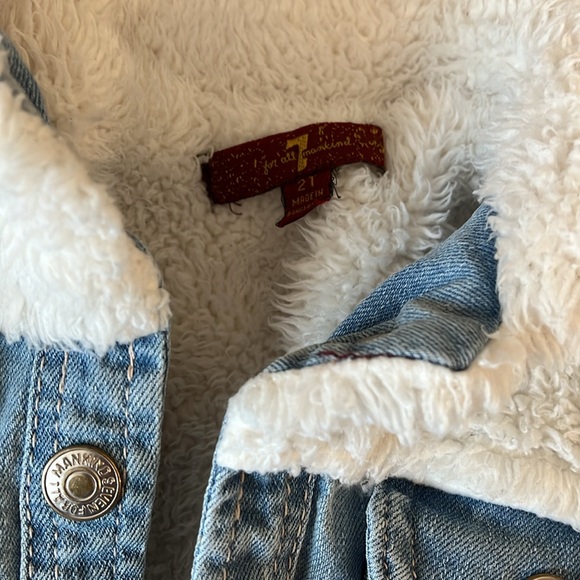 Toddler Girls coat. 2T. - Picture 2 of 4